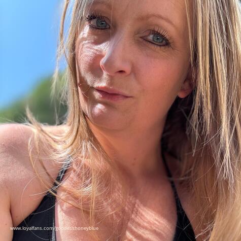 Goddess HoneyBlue avatar