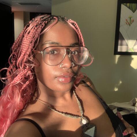 CloverGirlxo avatar