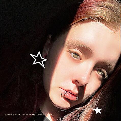 CherryTheQueen420 avatar