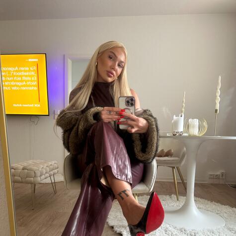 MiaaLatQueen avatar