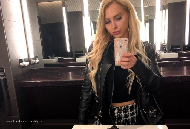 Alix Lynx comes to LoyalFans! - Alix Lynx Official Photos LoyalFans
