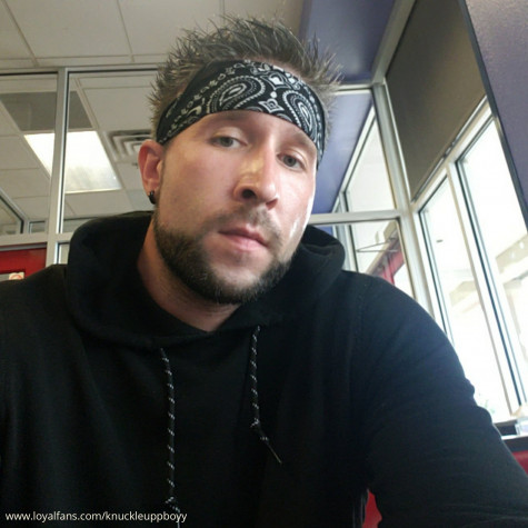 knuckleuppboyy avatar