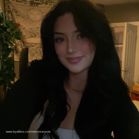 veronicarosee avatar
