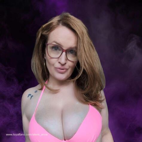Mommy Domme Alexis avatar
