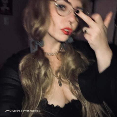 anniesxxfeet avatar