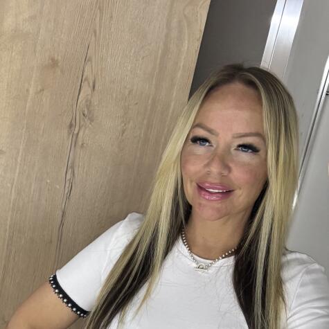 Lucia9110537525 avatar