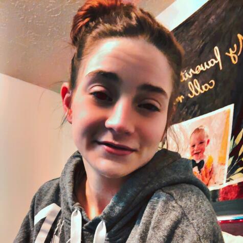 Ellowynne25 avatar