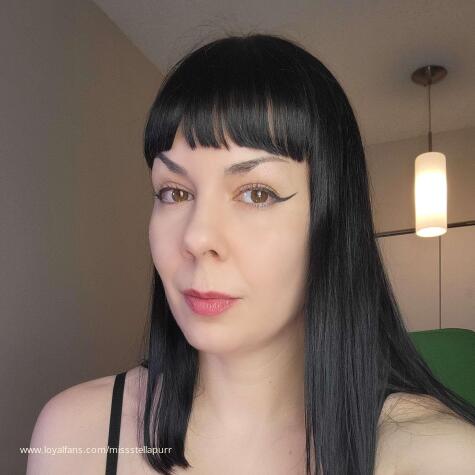 Miss Stella Purr avatar