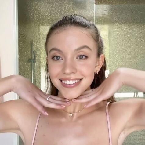 Goddess Sydney Findomme’s Official Social Fan Page | LoyalFans