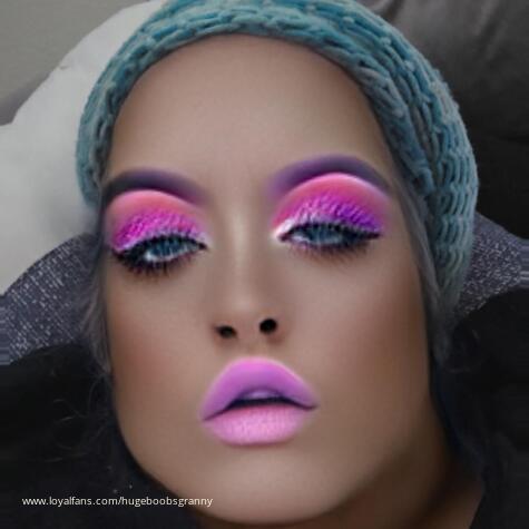 Hugeboobsgranny avatar