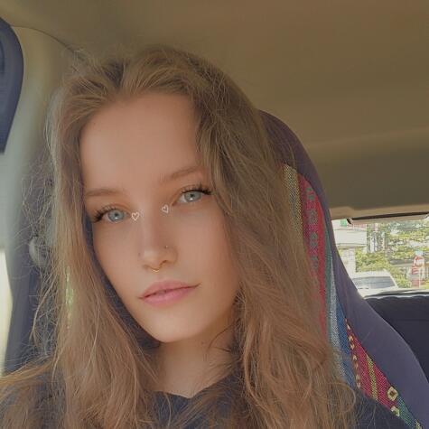 GoddessPoppy69 avatar