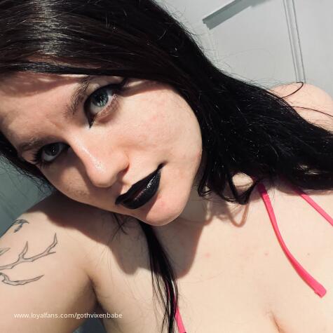 GothVixenBabe avatar