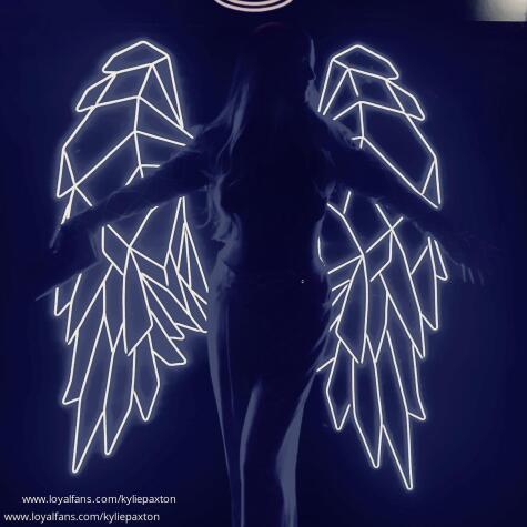 King Kylie Pax avatar