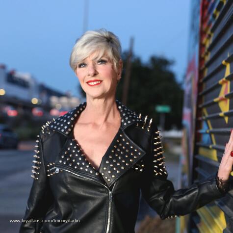 FoXXXy Darlin avatar