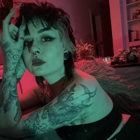 Lacey Maria avatar