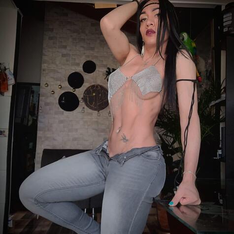 VERUSKA_BIG_COCK avatar