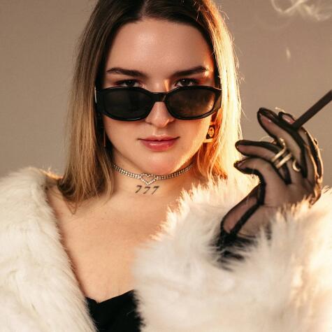 Goddess Yana Fetish Femdom avatar