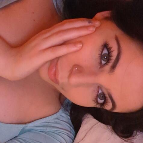 SpoiledBratMercyxX avatar