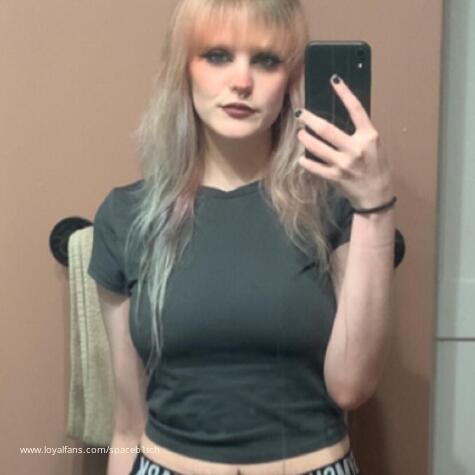 spaceb1tch avatar