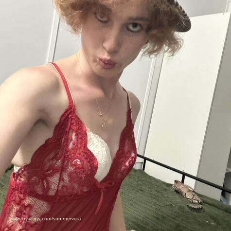 Goddess Summervera Sexy Trans avatar