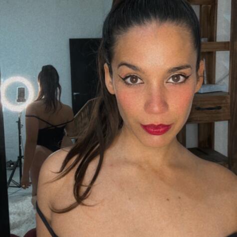 Miss Lea Noir avatar