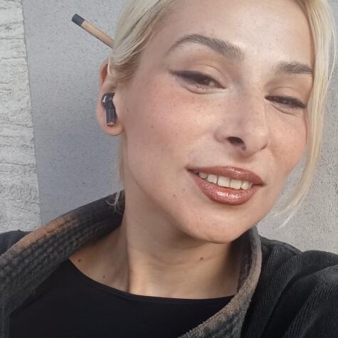 EleonorNess avatar