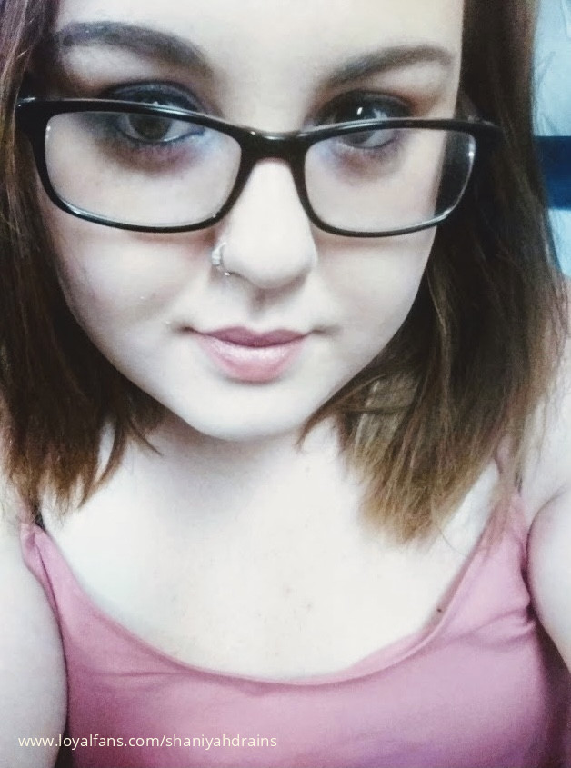 ShaniyahDrains’s Official Social Fan Page LoyalFans