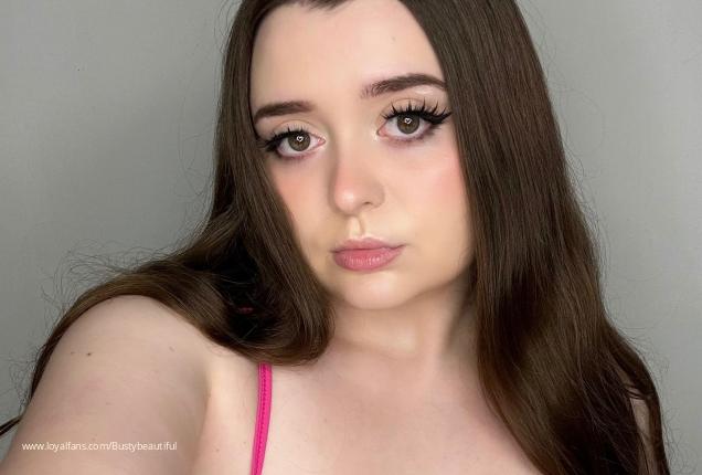 Nudes & Lewds in the fun lighting 💕 - Busty Beautiful Official Photos