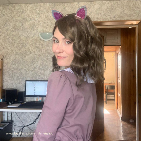 Mila next door avatar