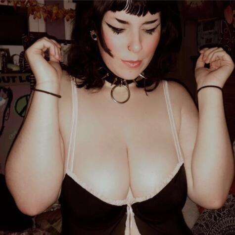 Bow2Liz avatar