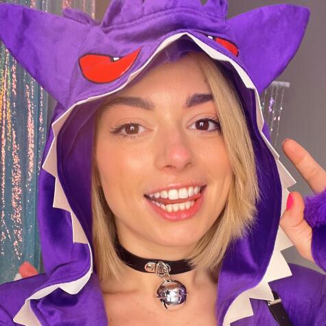 🍑 - SOPHIA BURNS Official Photos | www.Loyalfans.com