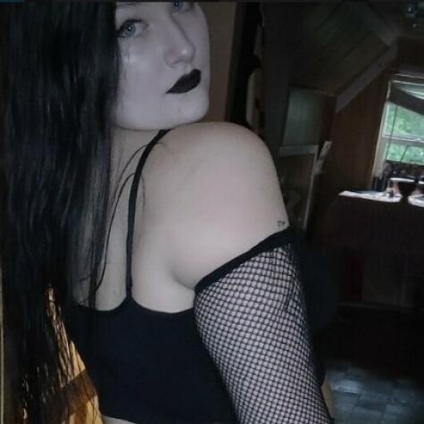 Lia Reeves avatar