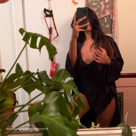 Tallglassofmilf avatar