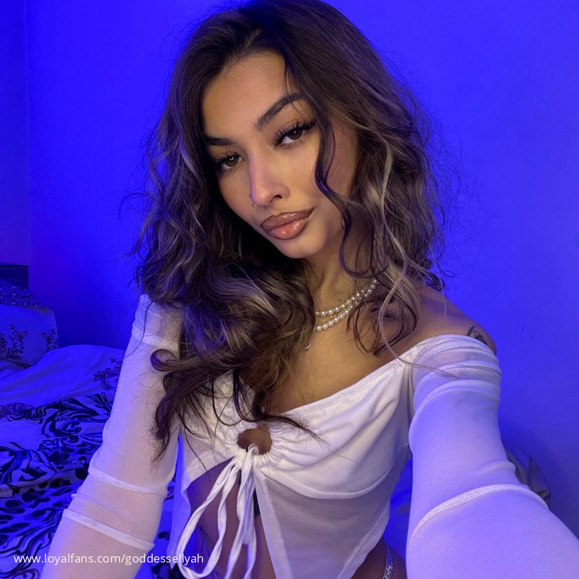 goddess-ellyah-findom-femdom-s-official-social-fan-page-loyalfans