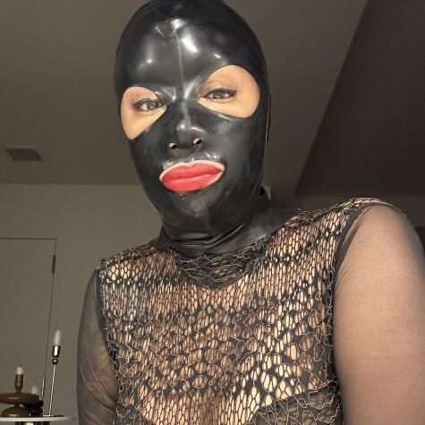 Temptress Tinaya avatar