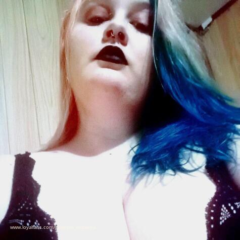 Godesss _Astraelya avatar
