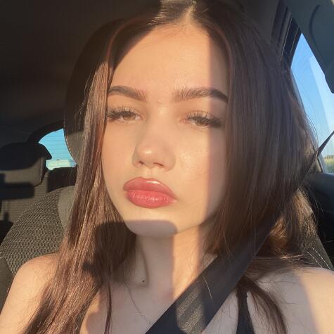 Cherry Lina avatar