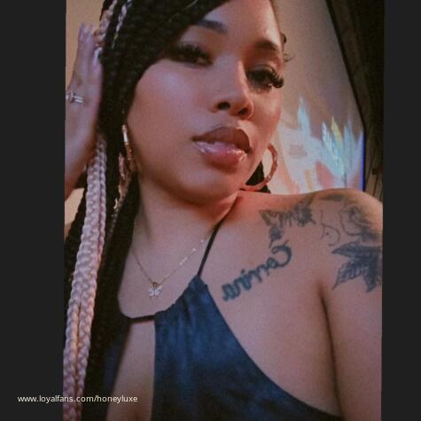 HoneyLuxe avatar