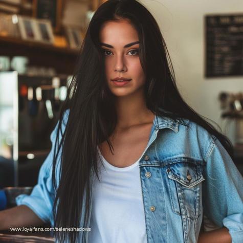 Selene Shadows avatar