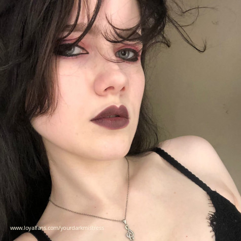 YourDarkMistress avatar