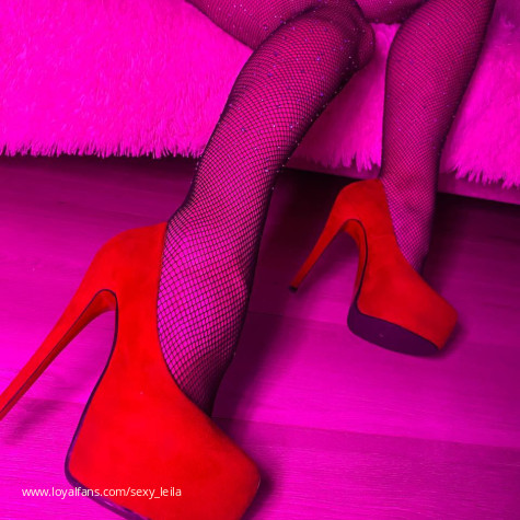  GODDESS SEXY LEILA FEET  avatar