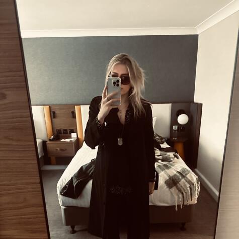 feeturingfelicity avatar