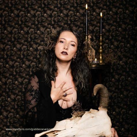 Goddess Evelyn Nightshade’s Official Social Fan Page | LoyalFans