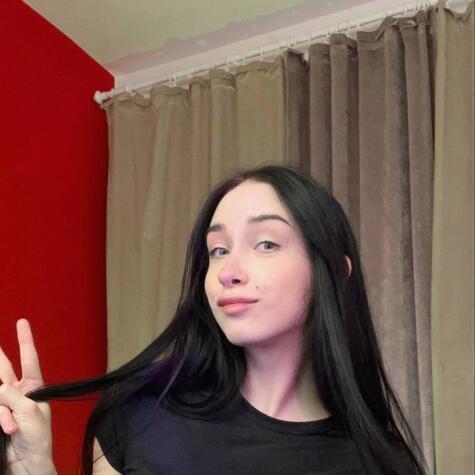 AlicePlays avatar