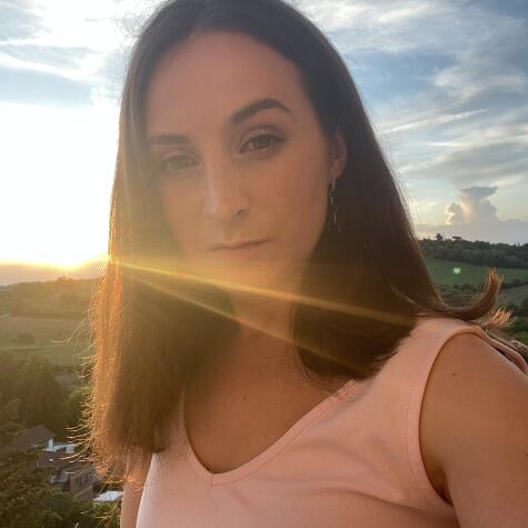 BetweenHerButts avatar