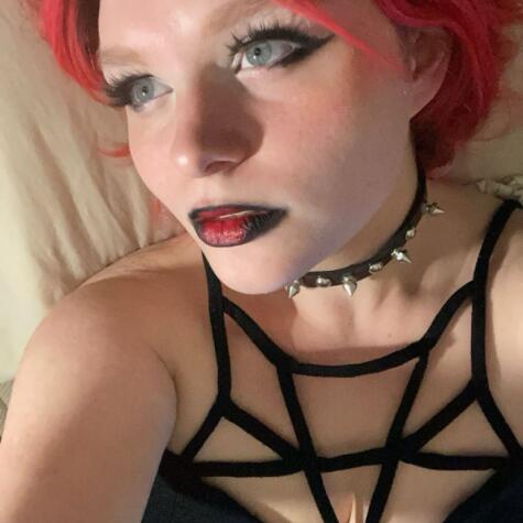 princessscarlett13 avatar