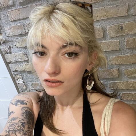GoddessMiaMilano avatar