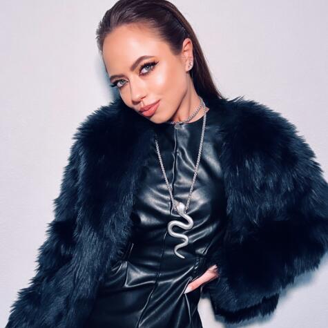 Aurevyn Findom Femdom avatar