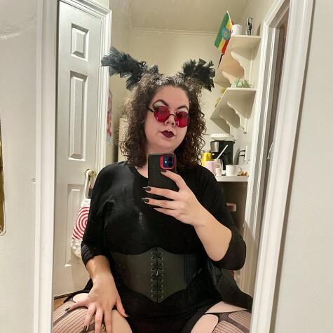 Ivy_Rose44 avatar