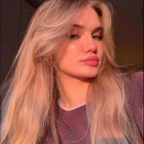 Kylie_18 avatar